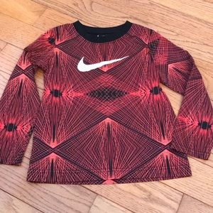 Nike L/S Shirt